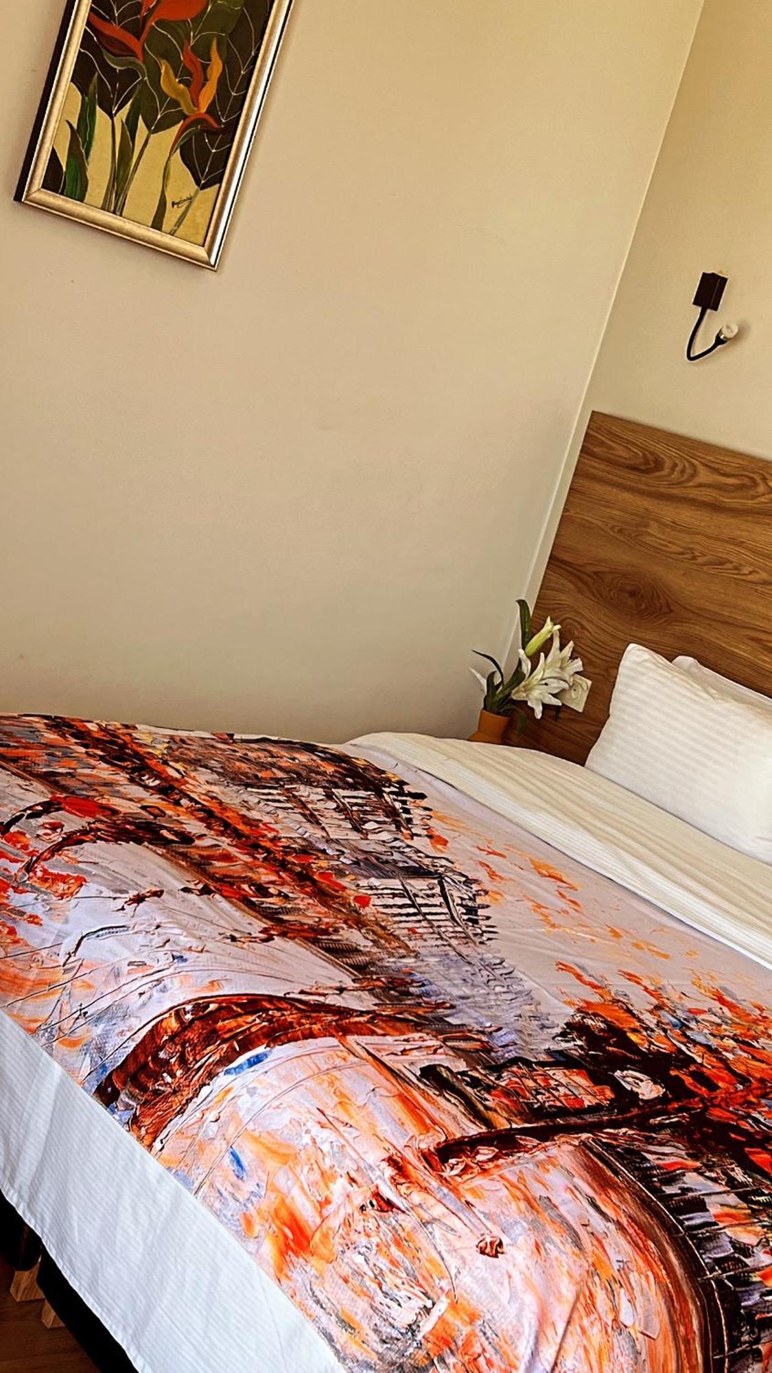 Hotel Beaux Arts 2*